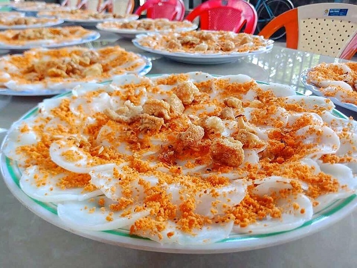 Description: Món bánh bèo Quảng Bình rất đặc biệt so với bánh bèo tại nhiều địa phương khác (Ảnh: Đặc sản Quảng Bình)