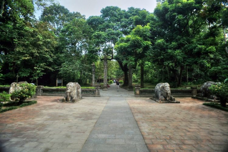 Description: địa điểm du lịch thanh ha