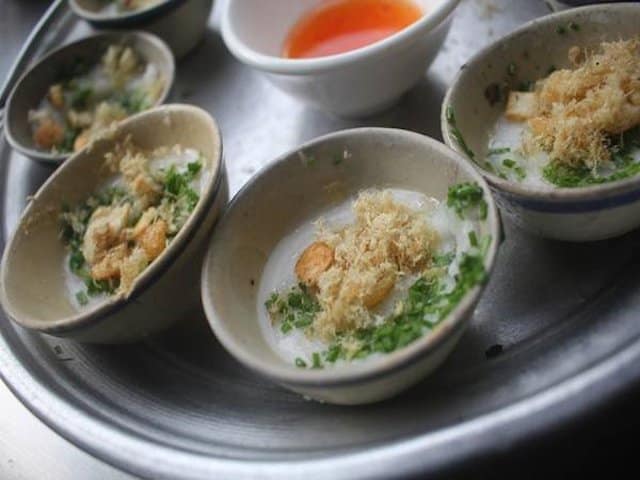 Description: https://cdn.vntrip.vn/cam-nang/wp-content/uploads/2017/10/banh-beo-phu-yen-ivivu.jpg